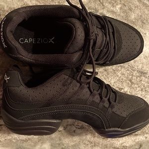 Black Capezio hip hop shoes   brand new